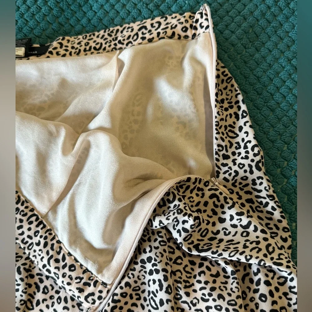 Who What Wear Monochrome Leopard Maxi Skirt - Picture 5 of 6